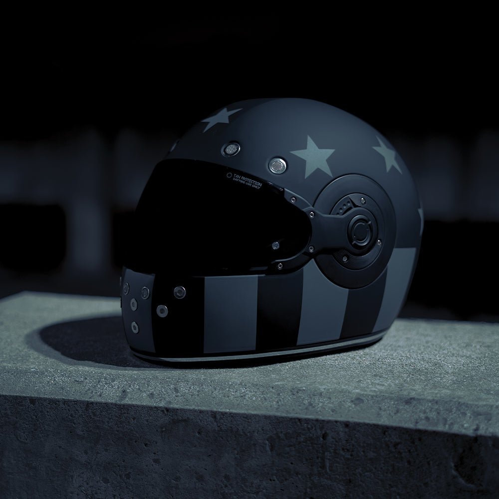 DOT Daytona Retro Full Face Motorcycle Helmet: Vintage Style for Men, Women, & Youth - W/ Captain America Stealth - Image 9