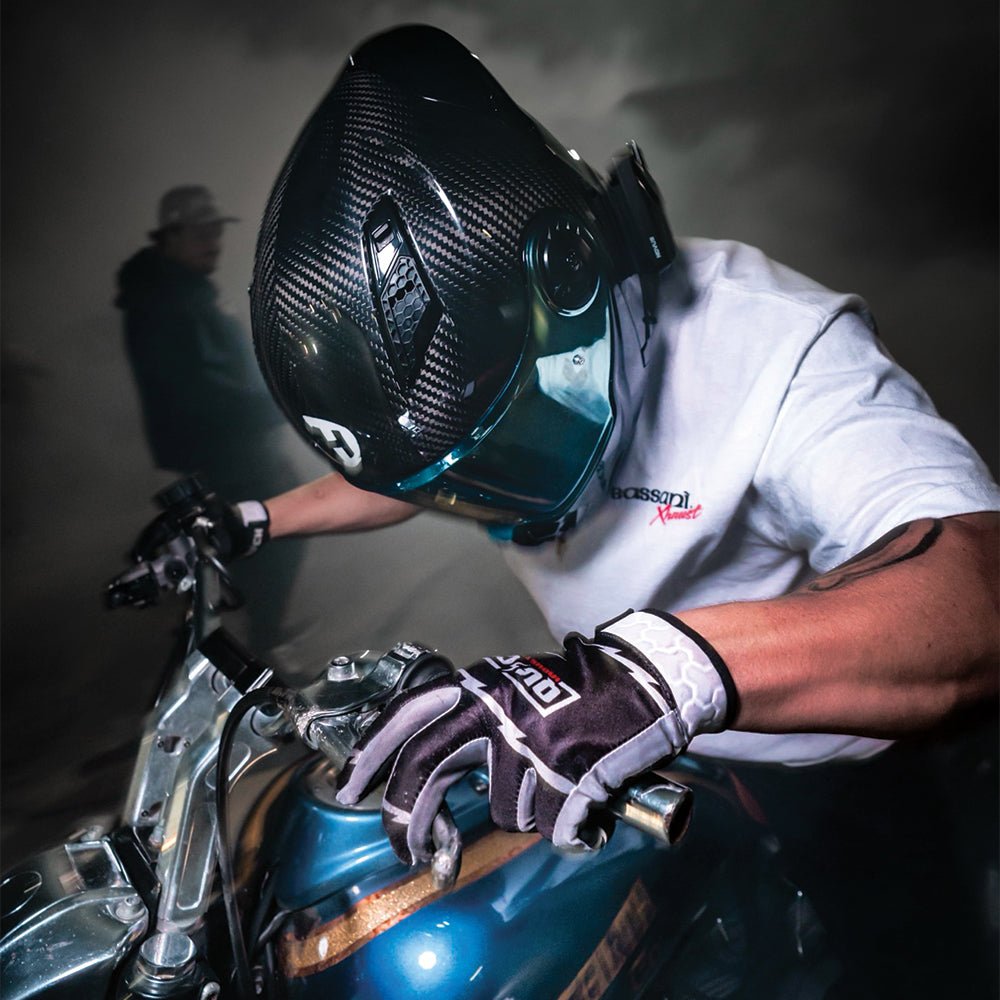 D.O.T. & ECE Daytona C6- Grey Carbon Fiber - Image 11